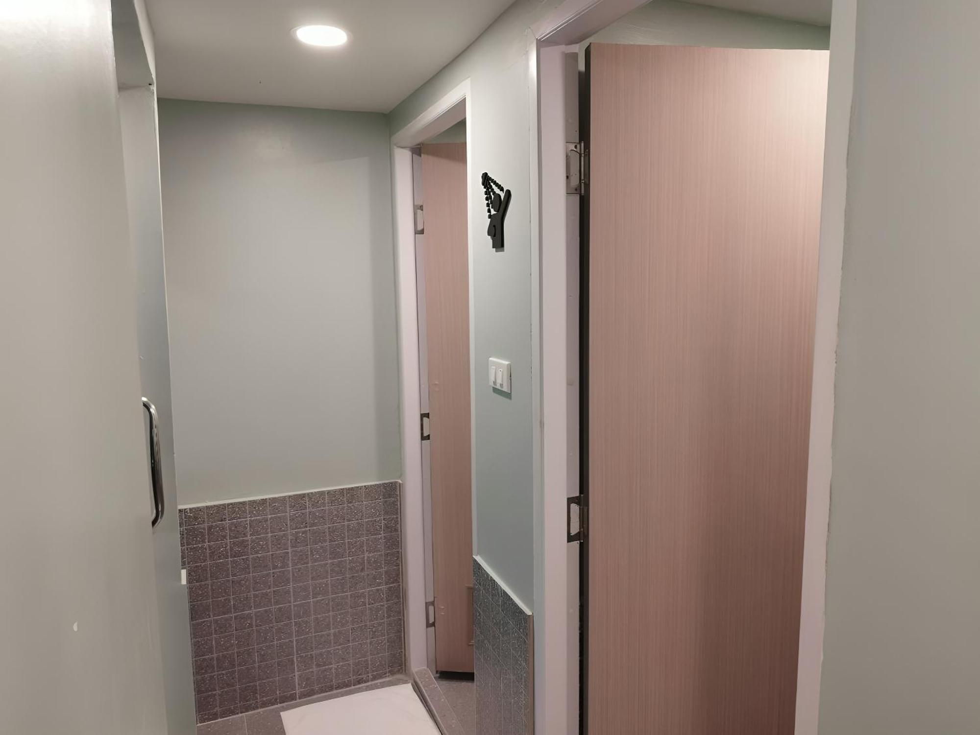 Lub Nai Hostel Patong Kültér fotó